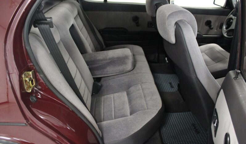 Saab 900 i full
