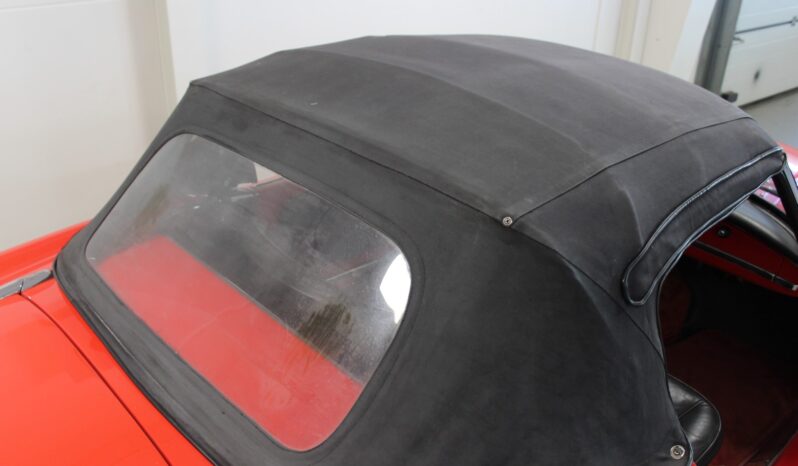 Alfa Romeo Giulia 1600 Spider full