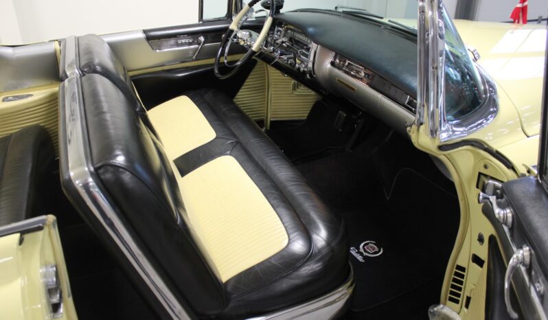 Cadillac Eldorado Convertible full