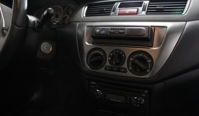 Mitsubishi Lancer Lancer 2,0 Evo VIII full