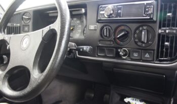 Saab 900 i full