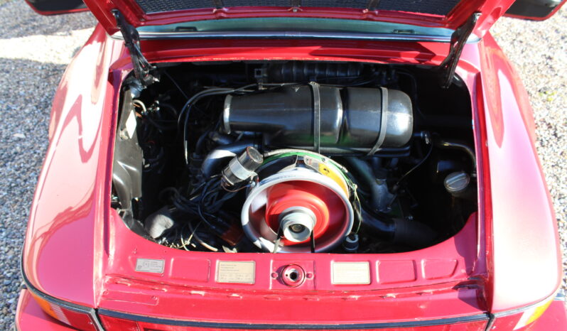 Porsche 911 8-32 full