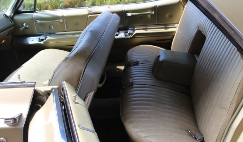 Cadillac Sedan DeVille 4 Dørs full