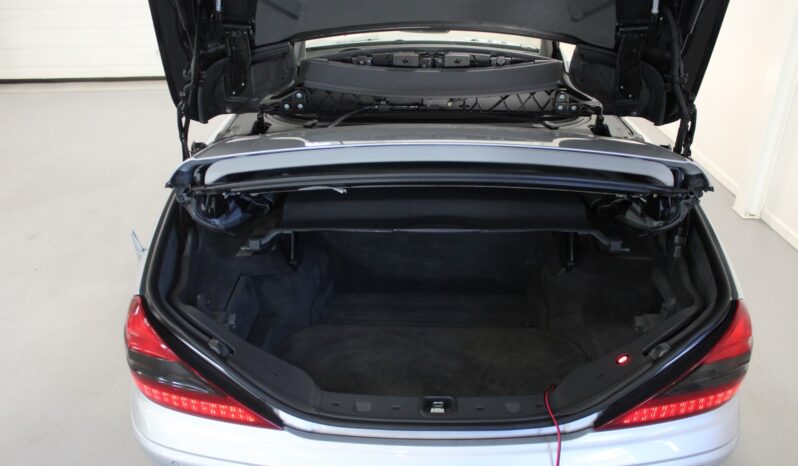 Mercedes-Benz SL (R230) SL 55 AMG full