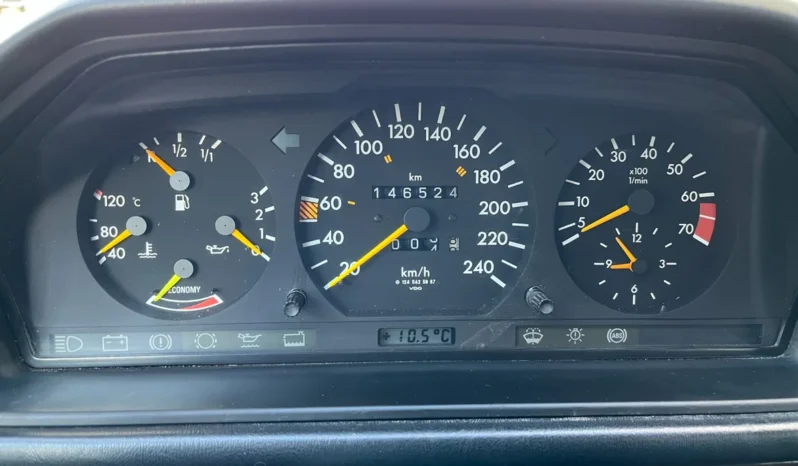 Mercedes-Benz E-Klasse (W124) 300E Sedan aut. full