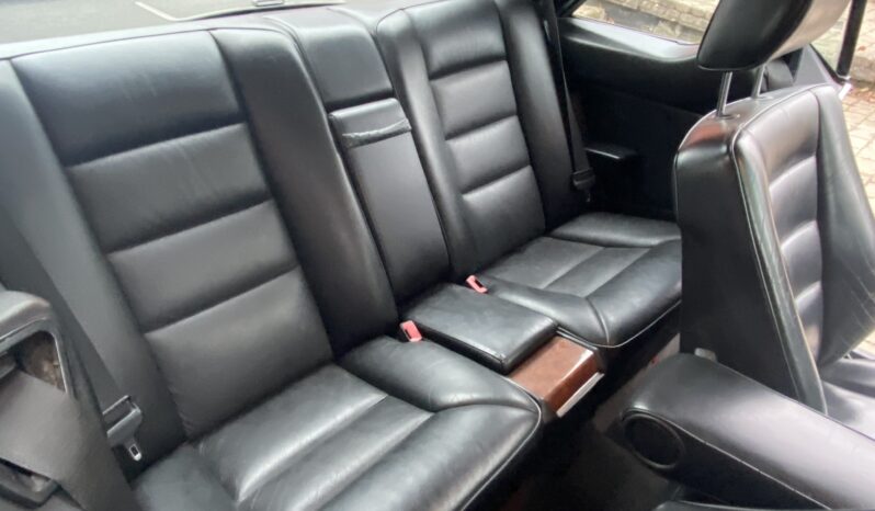 Mercedes-Benz E-Klasse (W124) 230CE full