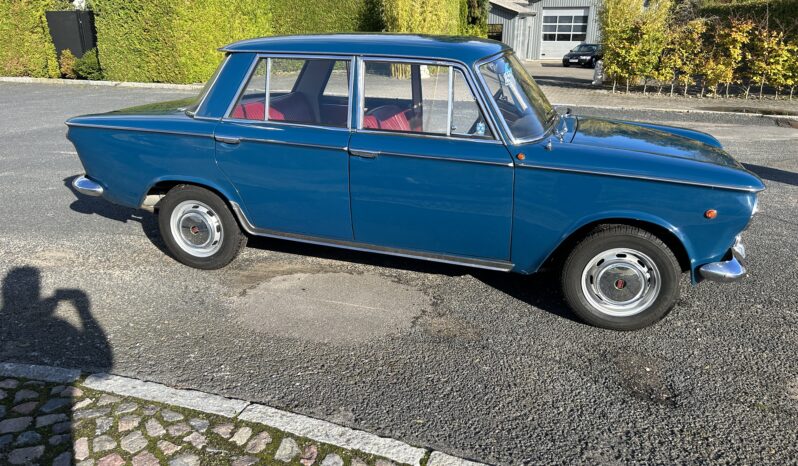 Fiat 1500 sedan full
