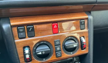 Mercedes-Benz E-Klasse (W124) 300E Sedan aut. full