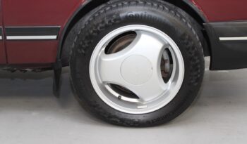 Saab 900 i full