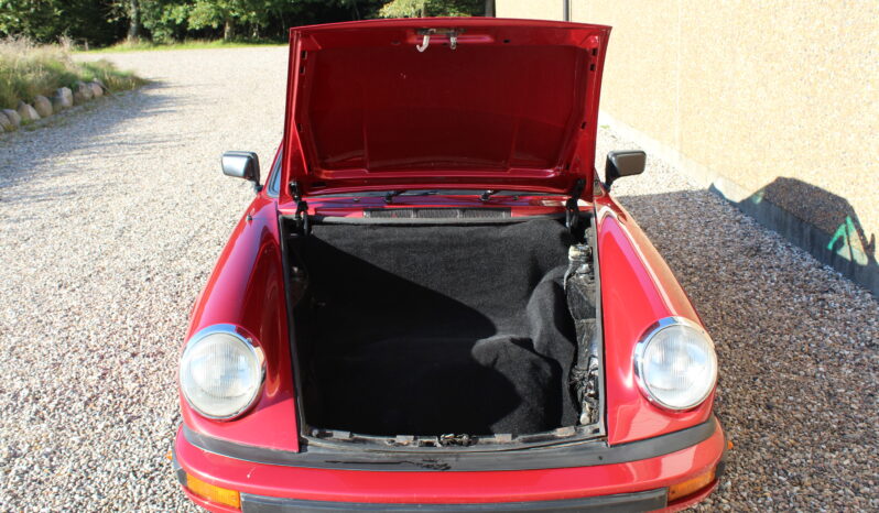 Porsche 911 8-32 full
