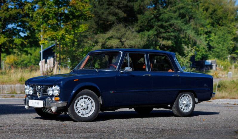 Alfa Romeo Giulia Super 1600 full