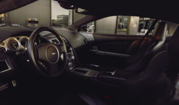 Aston Martin DB9 full