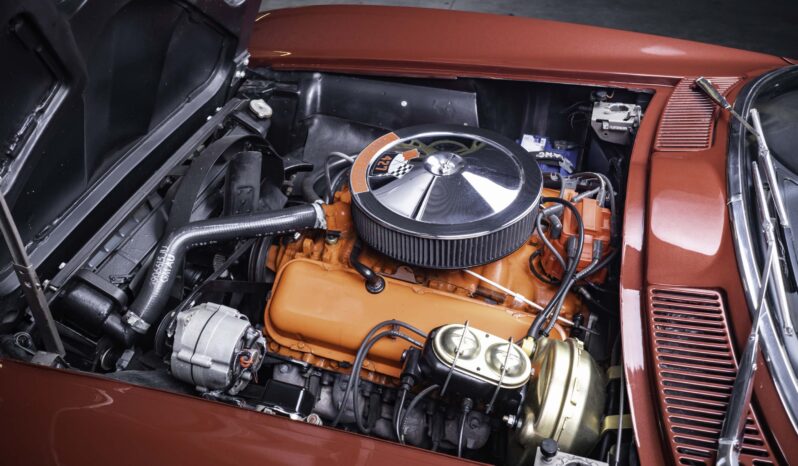 Chevrolet Corvette C2 7,0 V8 427cui Sting Ray full