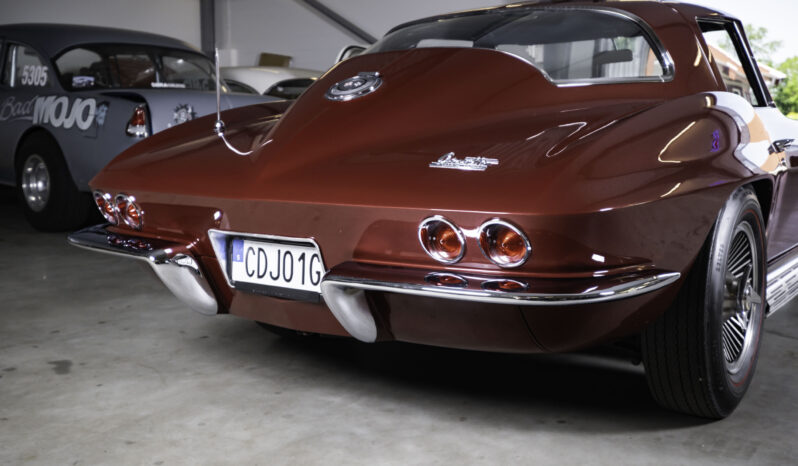 Chevrolet Corvette C2 7,0 V8 427cui Sting Ray full