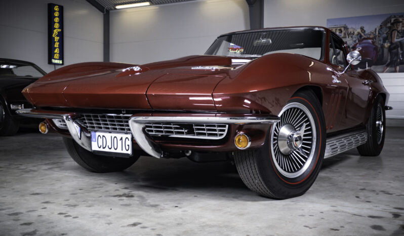 Chevrolet Corvette C2 7,0 V8 427cui Sting Ray full