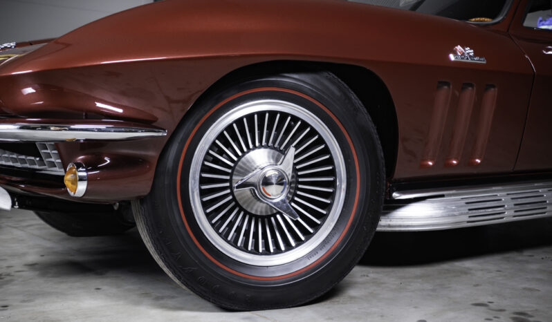 Chevrolet Corvette C2 7,0 V8 427cui Sting Ray full