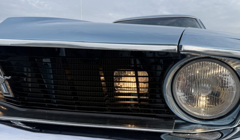 Ford Mustang 302 cui V8 Hardtop Coupe full