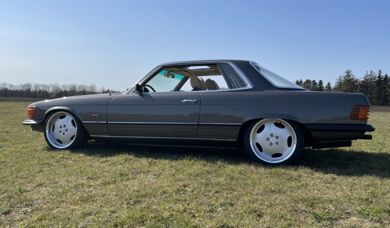 Mercedes-Benz SLC-Klasse (C107) 350 Cui V8 Aut full