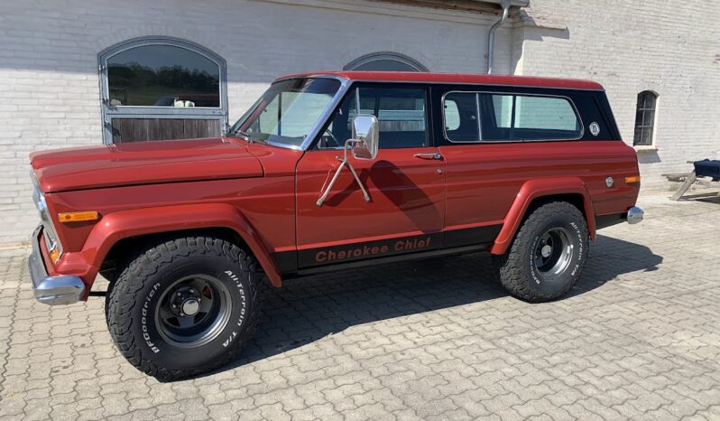 Jeep Cherokee Chief full