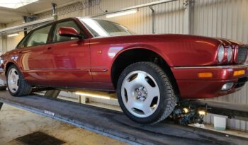 Jaguar XJR X300 full
