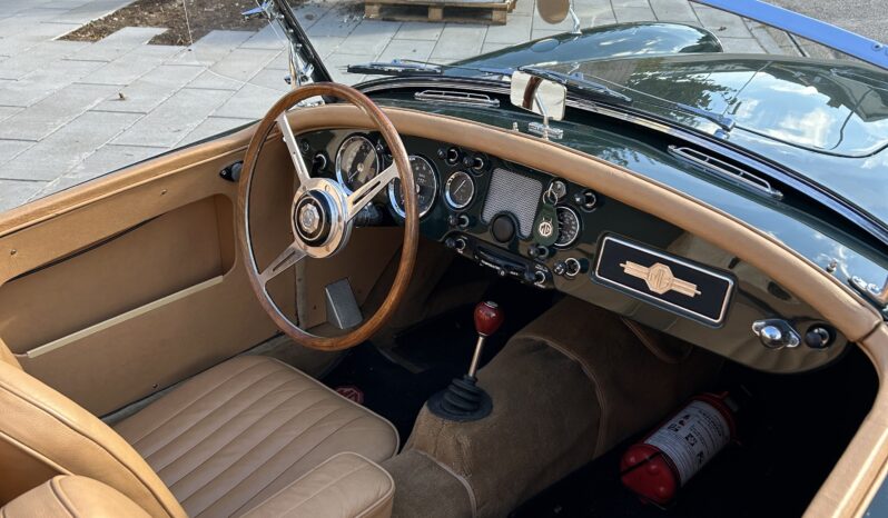 MG MGA 1600 Cabriolet full