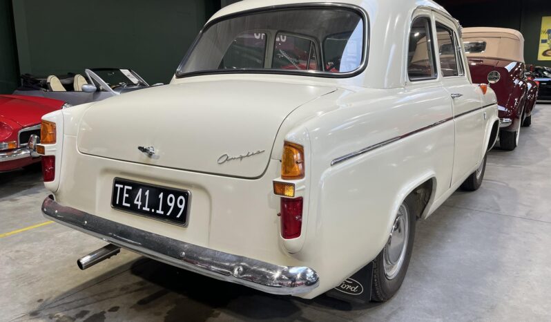 Ford Anglia MK ll De Luxe full
