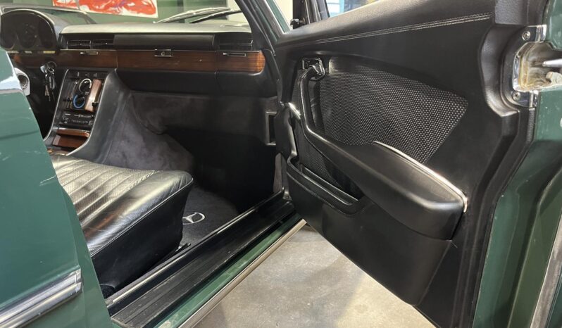 Mercedes-Benz 280-450 (W116) 350 V8 sedan full