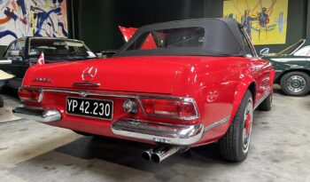 Mercedes-Benz SL (W113) 230 Cabriolet full