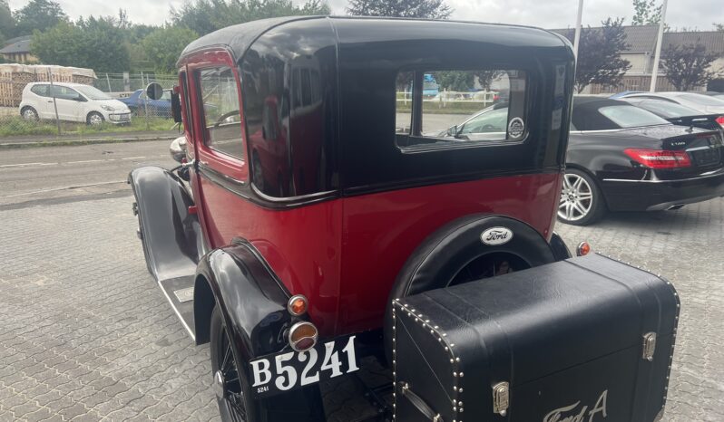 Ford A 2 door sedan full