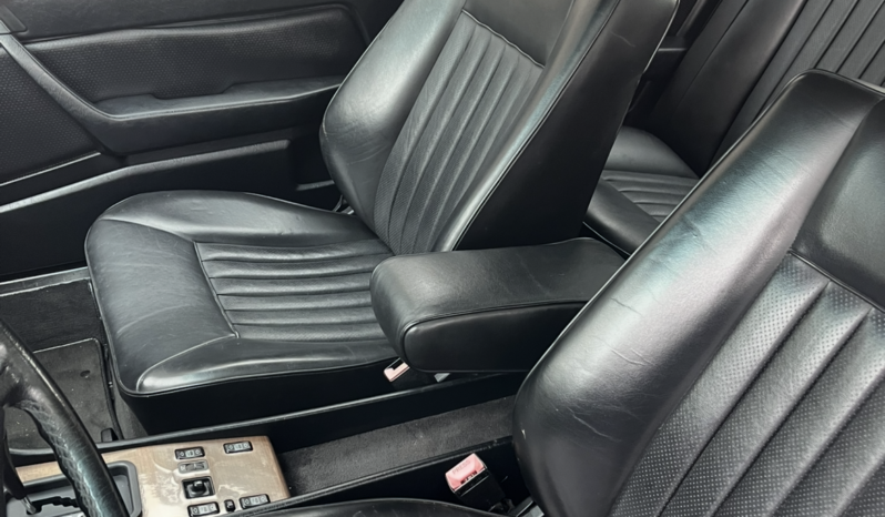 Mercedes-Benz E-Klasse (W124) CE-300 full