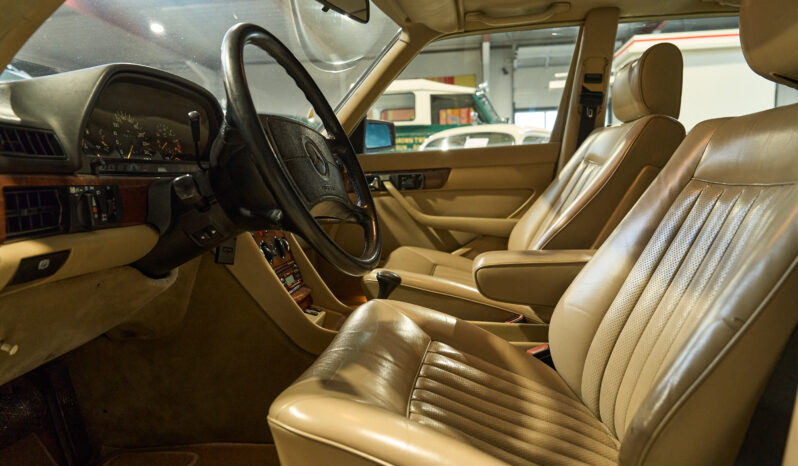 Mercedes-Benz S-Klasse (W126) 560 SEL 5,6 V8 full