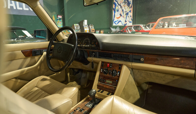 Mercedes-Benz S-Klasse (W126) 560 SEL 5,6 V8 full