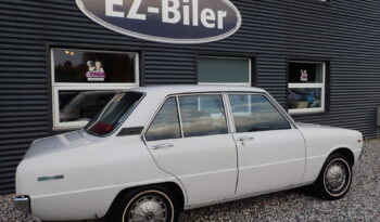 Mazda Øvrige 1200 Deluxe 4 D Sedan full
