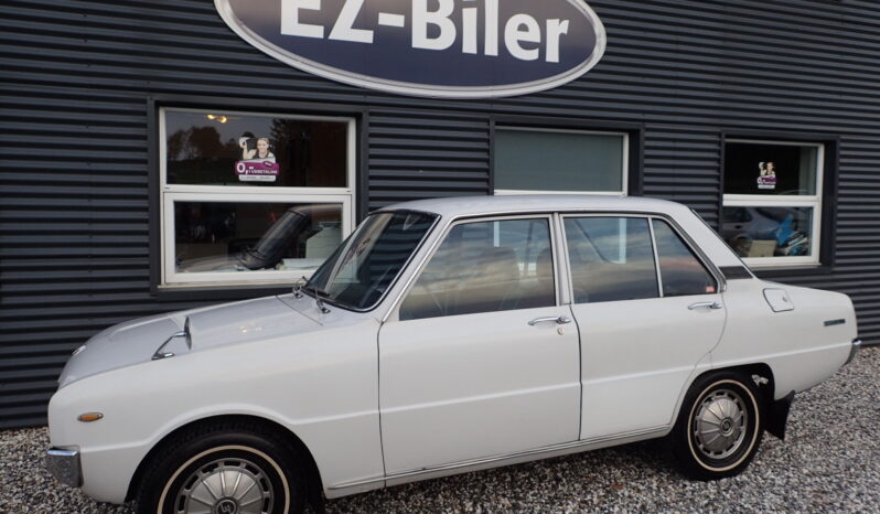 Mazda Øvrige 1200 Deluxe 4 D Sedan full