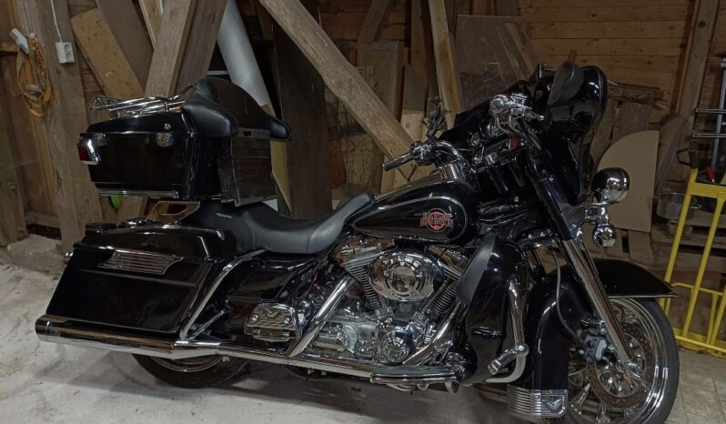 Harley Davidson FLHTI Electra Glide full