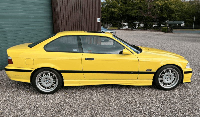 BMW M3 3,0 Coupé full