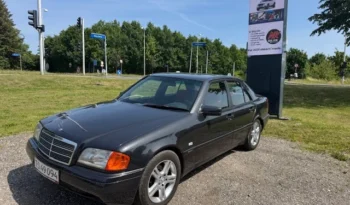 Mercedes-Benz 180 (W120) C180 1,8 Classic 4d full