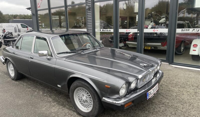 Jaguar XJ12 Sovereign full