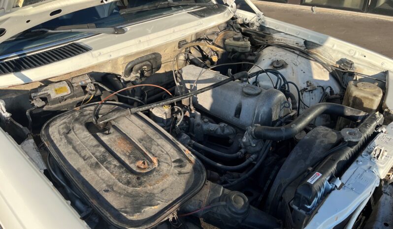 Mercedes-Benz 200-300 (W123) 230 full