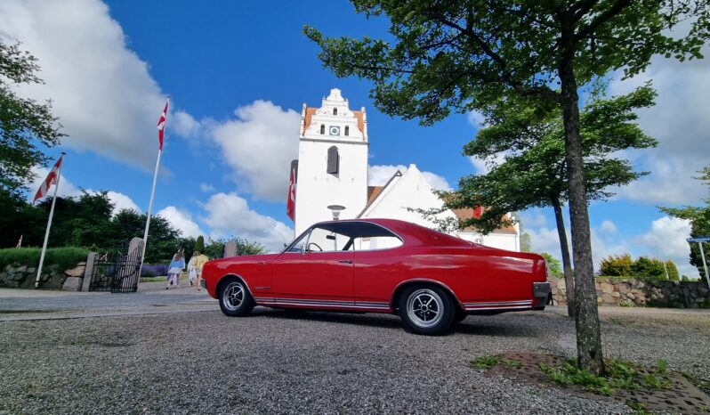Opel Commodore GSE full