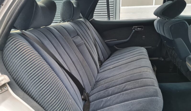 Mercedes-Benz Øvrige W116 450 SEL 6,9L V8 full