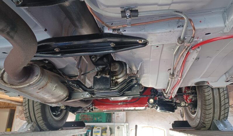 Alfa Romeo Spider 2000 full