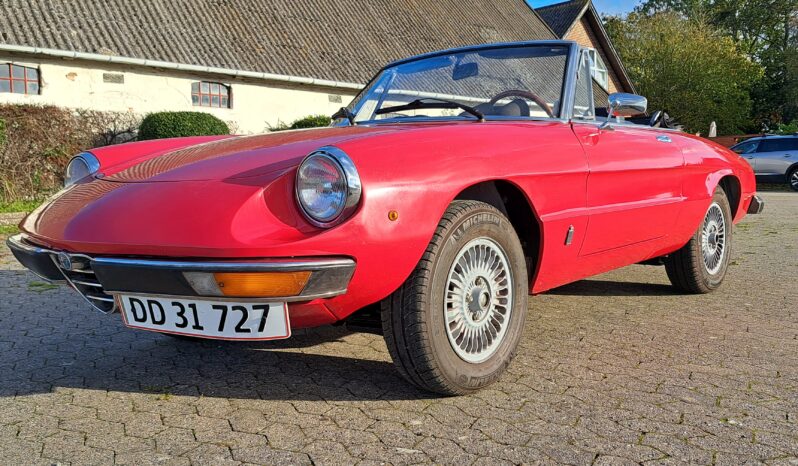 Alfa Romeo Spider 2000 full