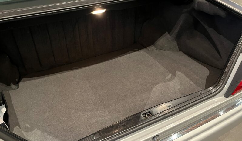 Mercedes-Benz E-Klasse (W124) E 500 full