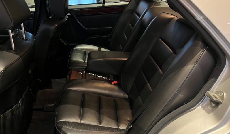 Mercedes-Benz E-Klasse (W124) E 500 full