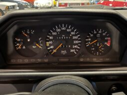 Mercedes-Benz E-Klasse (W124) E 500 full