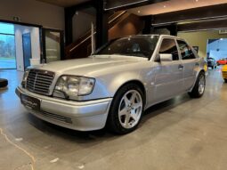 Mercedes-Benz E-Klasse (W124) E 500 full