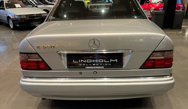 Mercedes-Benz E-Klasse (W124) E 500 full