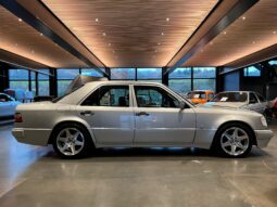 Mercedes-Benz E-Klasse (W124) E 500 full