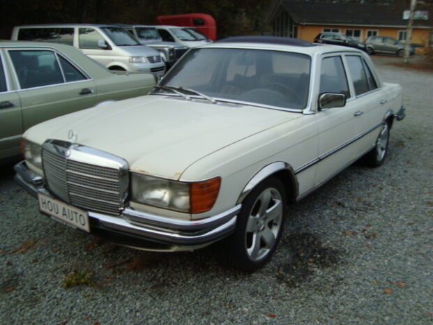 Mercedes-Benz 280-450 (W116) 280 SE full